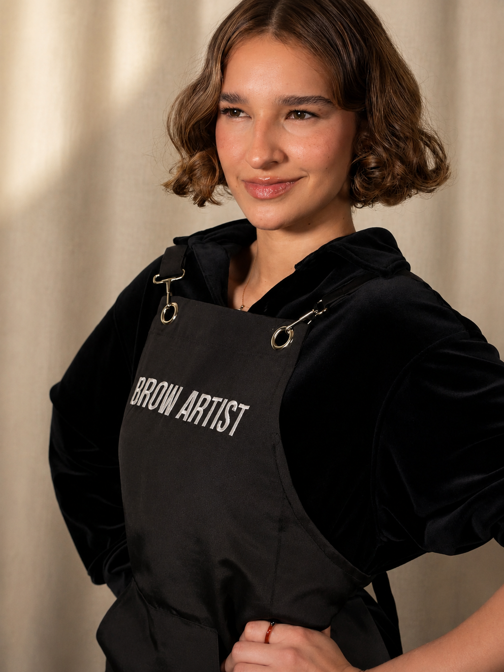 BROW ARTIST APRON